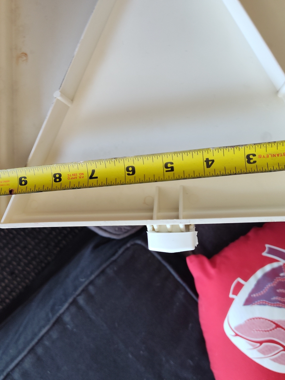 Plastic Sewing Machine Case - Picture 11 of 11
